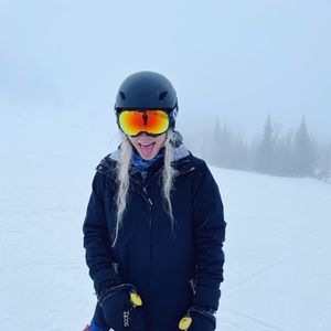 Meet your Posher, Lindsey